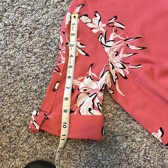 Coral dress with big white flowers, knee length dress, short sleeve dress - Picture 11 of 13